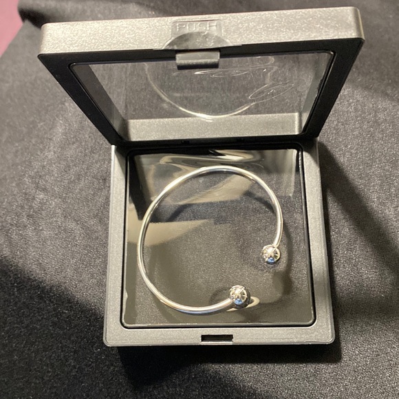 New 925 Sterling Silver Minimalist Double Ball Bangle - Picture 3 of 6